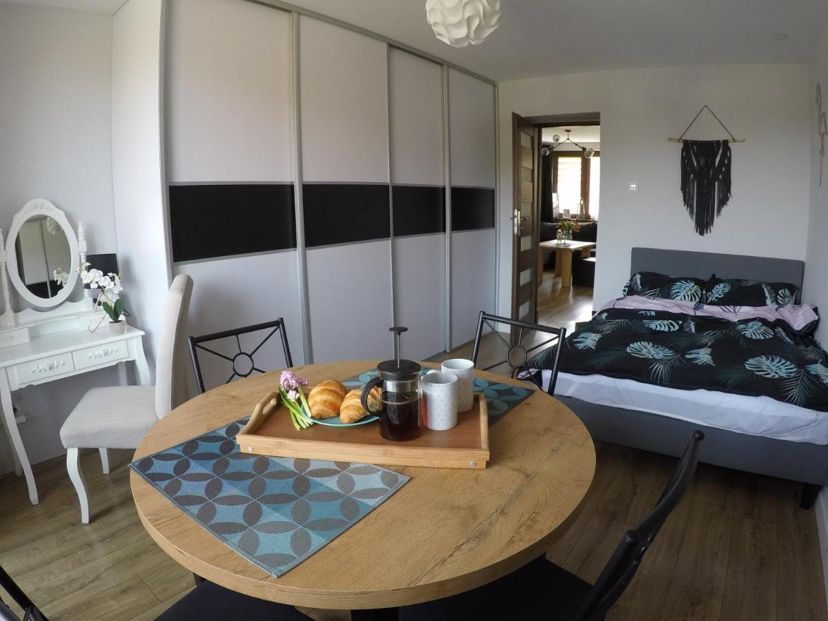 Ferienwohnung Apartament Bieszczady Ustrzyki Dolne Exterior foto